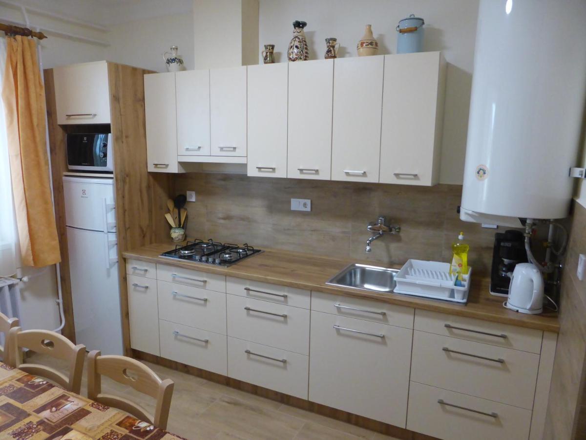 אגרסאלוק Napfeny Apartman Es Vendeghaz מראה חיצוני תמונה